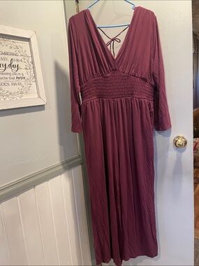 Old Navy Deep Plum V-Neck Jumpsuit size large with pockets
